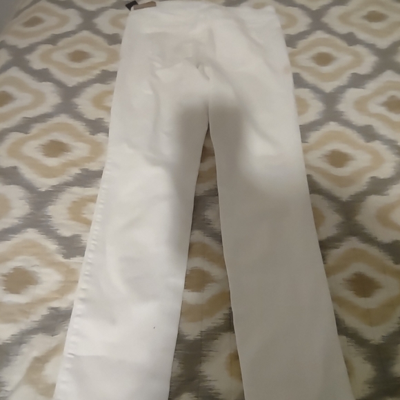 Hollister Denim - Women’s juniors jeans New with tags Hollister women's pants skinny white sz 11